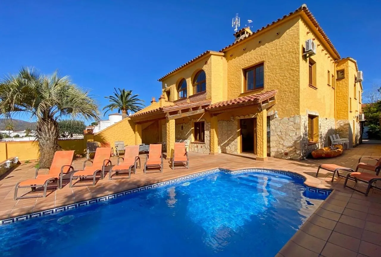 Ampuriahome Villa Hosting 15, Pool & Mooring Empuriabrava Spain